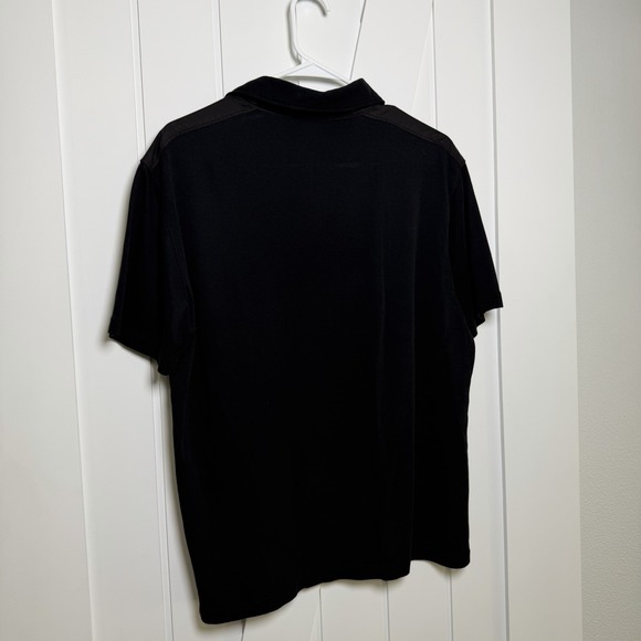 Michael Kors Men's Polo Shirt Black Size Large 100% Cotton Detail On Shoulders - Picture 7 of 8